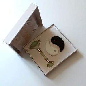 Gua Sha Set with Jade Roller